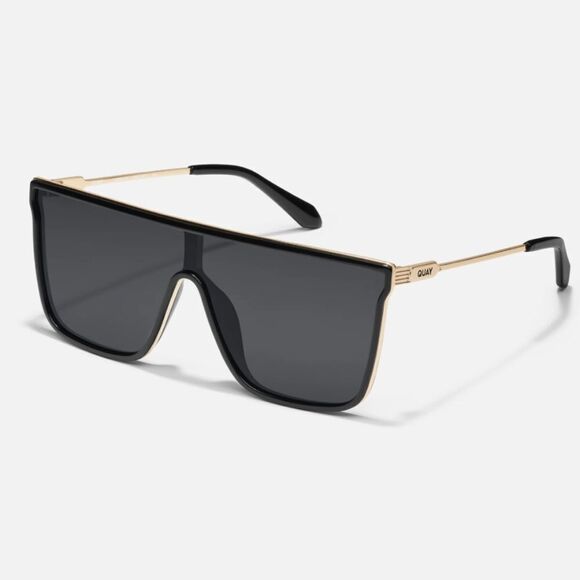 Quay Nightfall Remixed - Picture 1 of 7